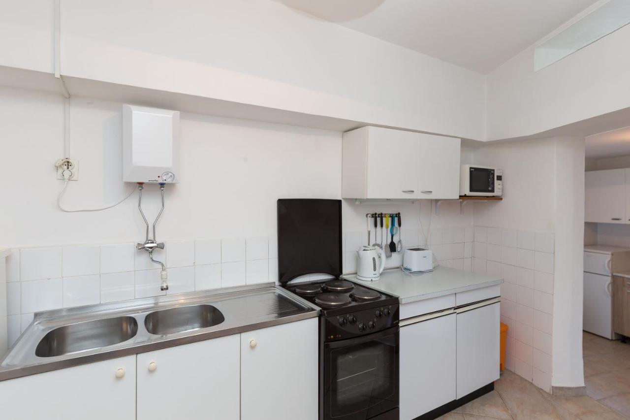 Apartments Miskovic Donje Celo Chambre photo